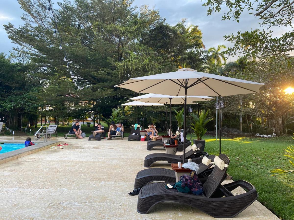 Hotel Los Higuerones Paso Canoas Kültér fotó