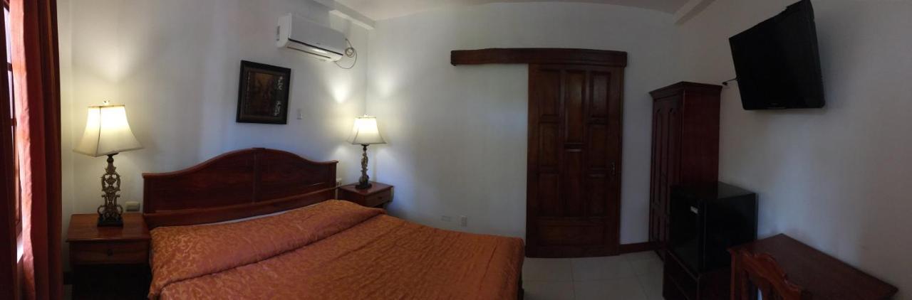 Hotel Los Higuerones Paso Canoas Kültér fotó