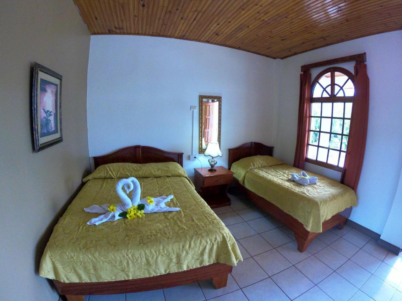 Hotel Los Higuerones Paso Canoas Kültér fotó