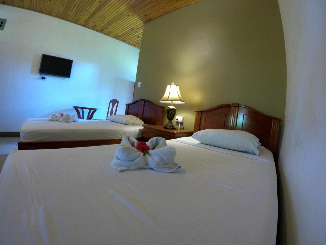 Hotel Los Higuerones Paso Canoas Kültér fotó
